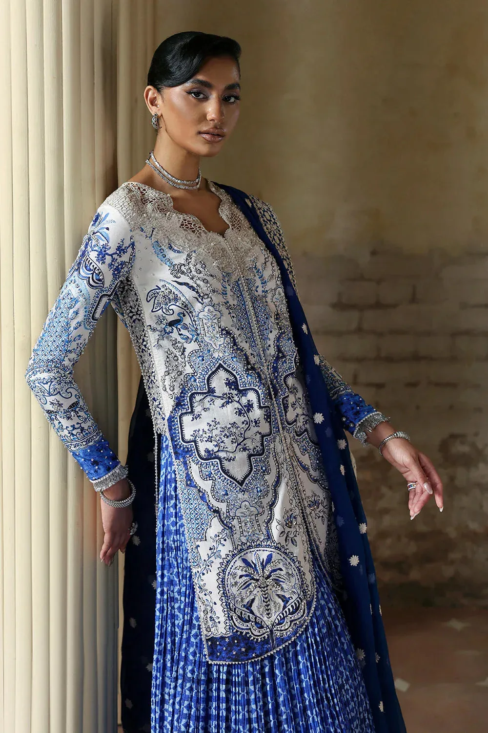 Soraya Lumene Festive 26 Organza – view 5 – Poshaq