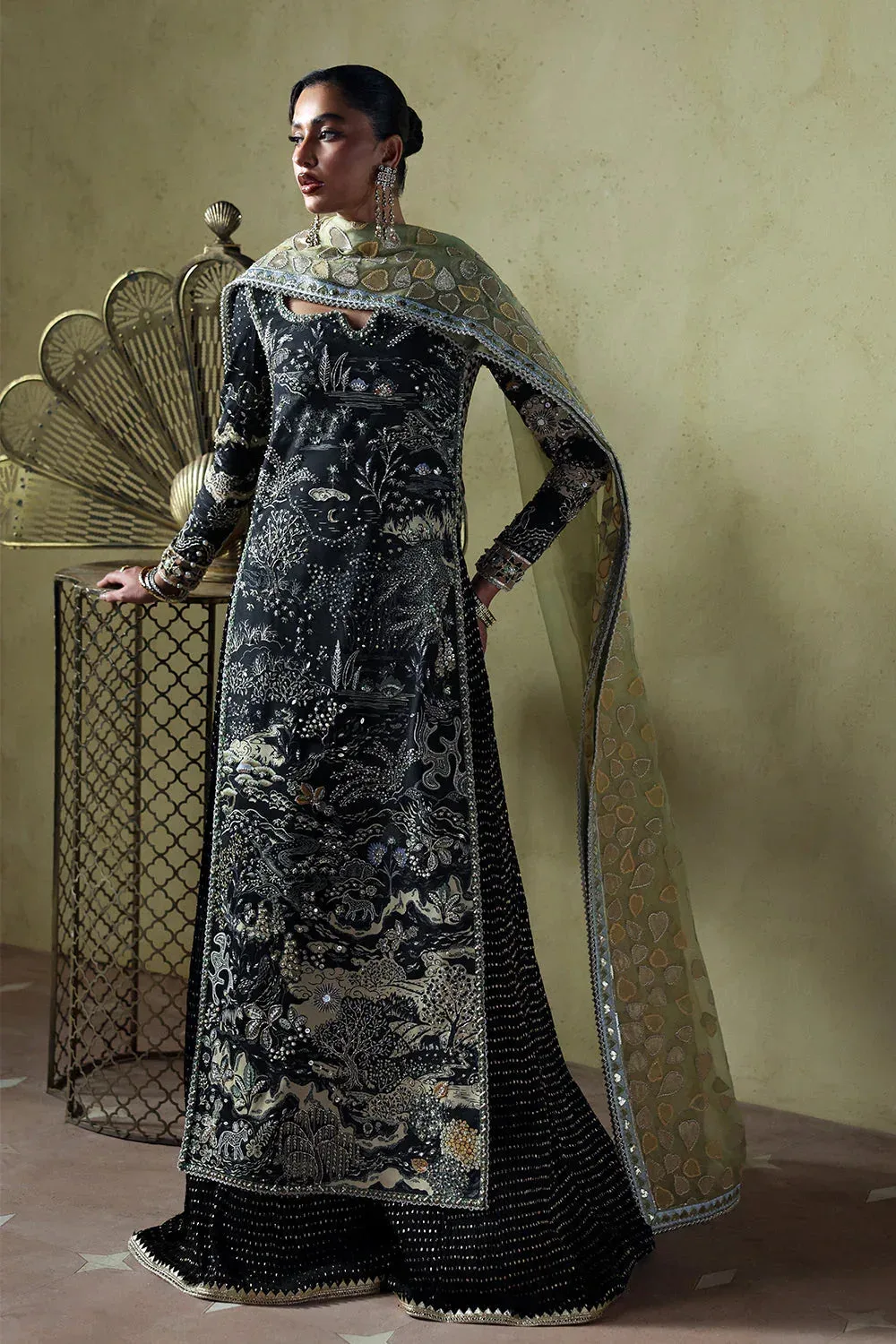 Soraya Lumene Festive 26 Organza – view 4 – Poshaq