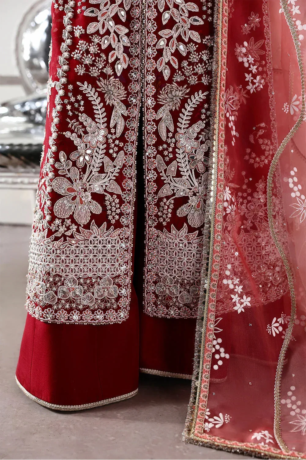 Soraya Lumene Festive 26 Organza – view 4 – Poshaq