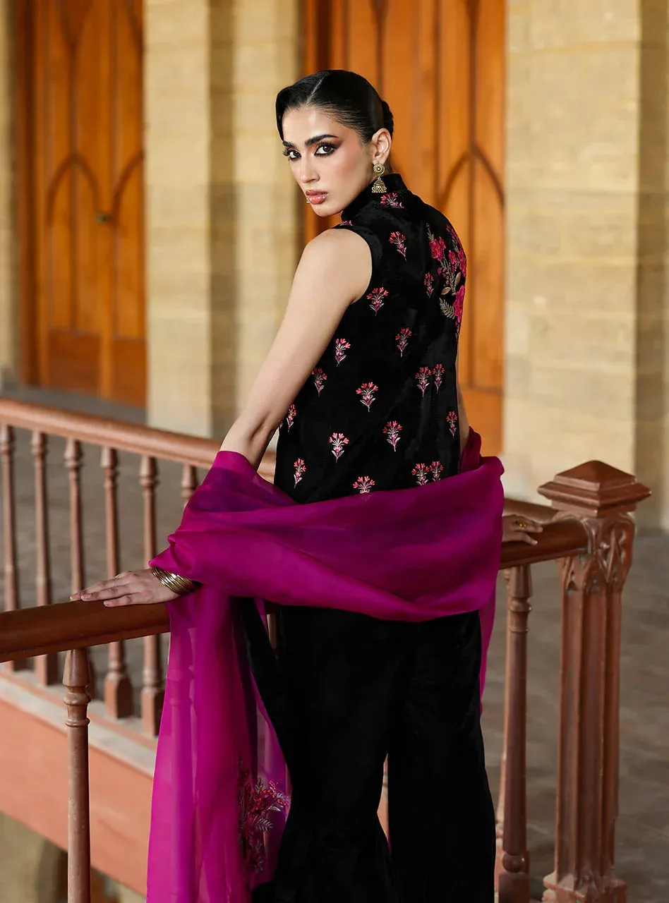 Zainab Chottani Velura Velvet Edit 25 Black Velvet – view 2 – Poshaq