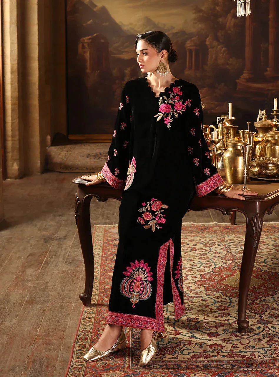 Zainab Chottani Velura Velvet Edit 25 Black Velvet – view 1 – Poshaq