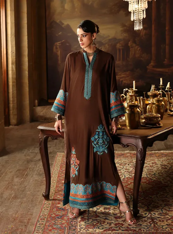 Zainab Chottani Velura Velvet Edit 25 Brown Velvet – view 1 – Poshaq