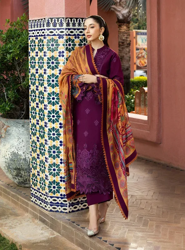 Zainab Chottani Chikankari 25 Berry Lawn – view 1 – Poshaq