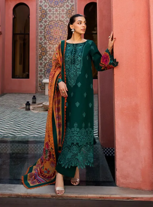 Zainab Chottani Chikankari 25 Emerald Green – view 1 – Poshaq
