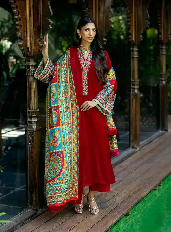 Zainab Chottani Makhmal Luxe Pret Blood Red Viscose – view 1 – Poshaq