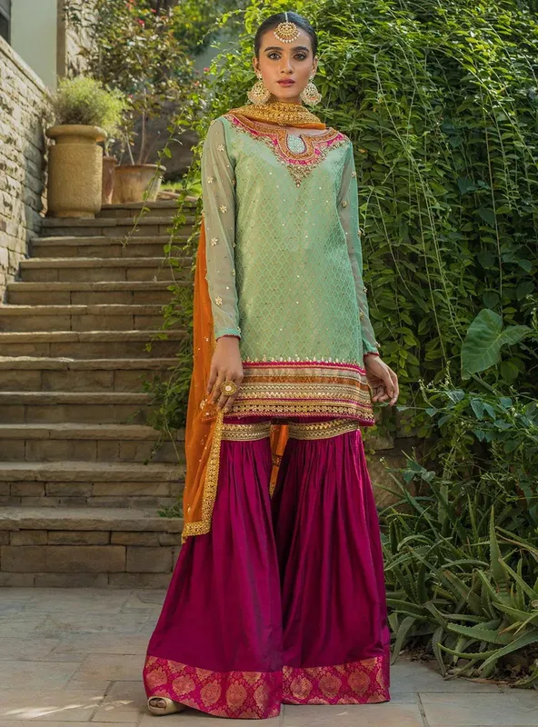 Zainab Chottani Semi Formals Magenta – view 1 – Poshaq