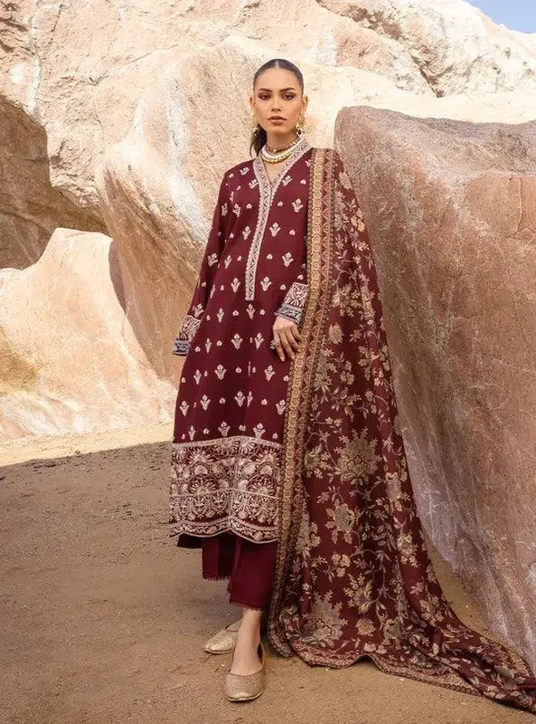 Zainab Chottani Winter Shawls Maroon Organza – view 1 – Poshaq