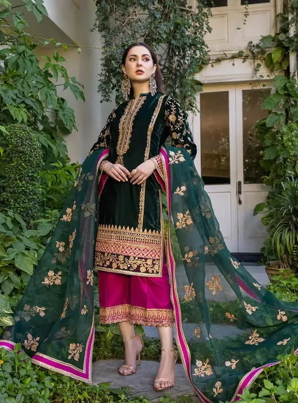 Zainab Chottani Stitched Velvet 2022 Green Organza – view 1 – Poshaq