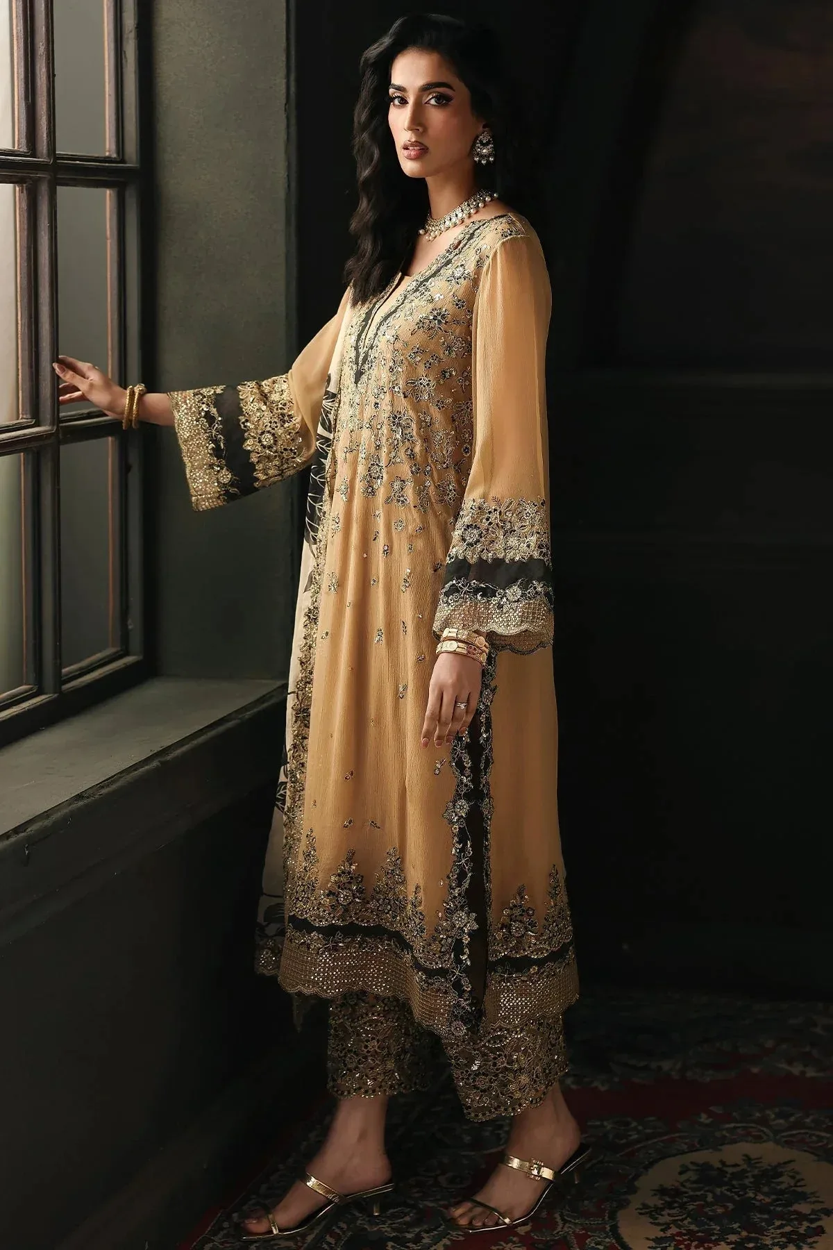 Charizma Aura Collection 25 Golden Raw Silk – view 4 – Poshaq