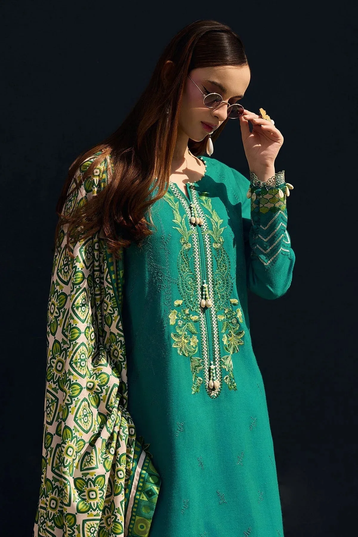 Charizma Poshima 25 Green Wool – view 3 – Poshaq