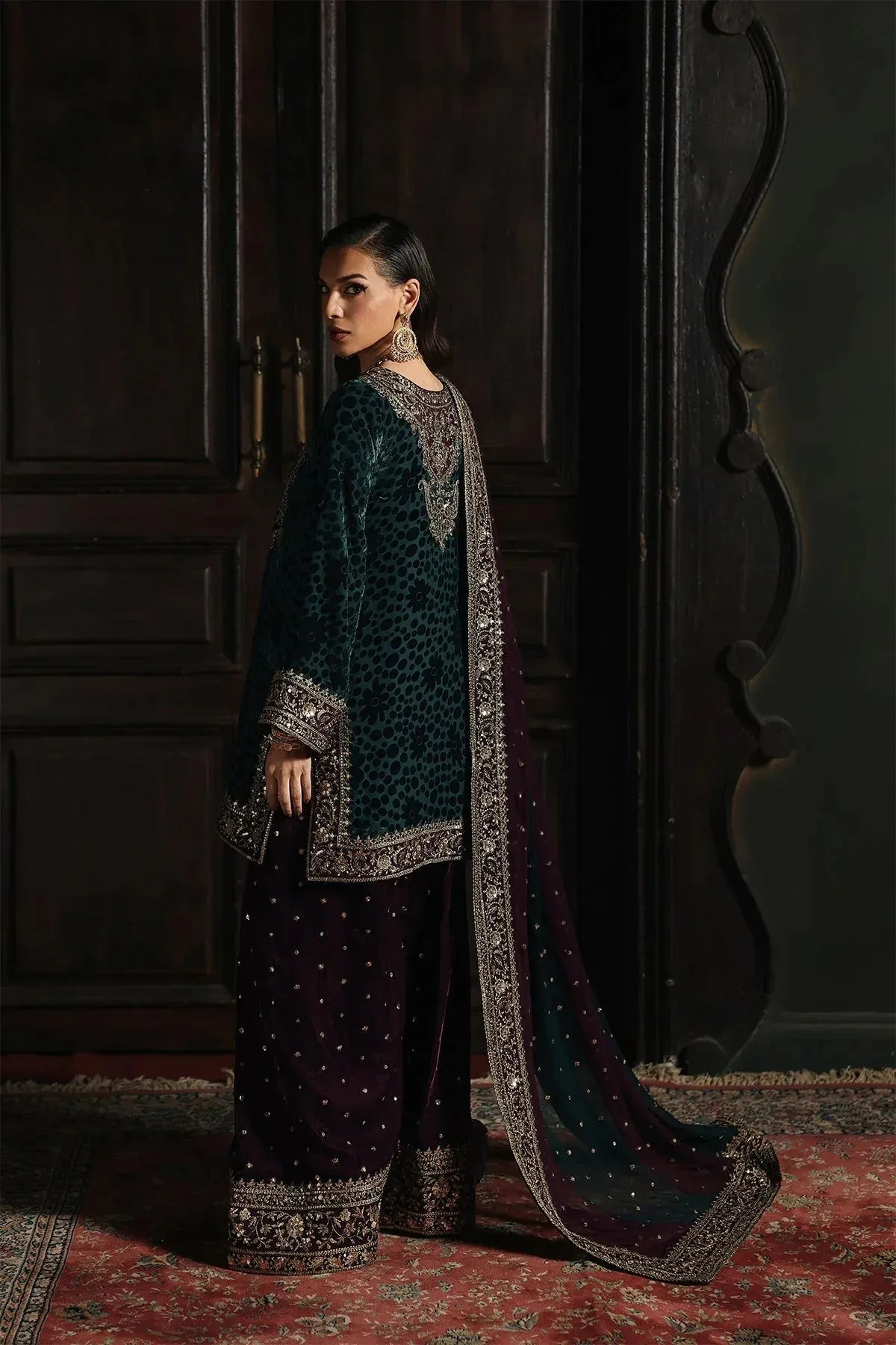 Charizma Signora Velvet Green Chiffon – view 2 – Poshaq
