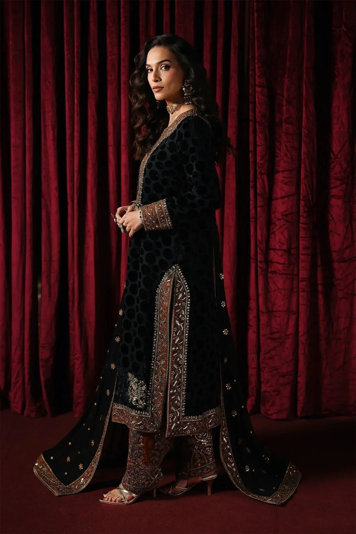 Charizma Signora Velvet Black Chiffon – view 2 – Poshaq