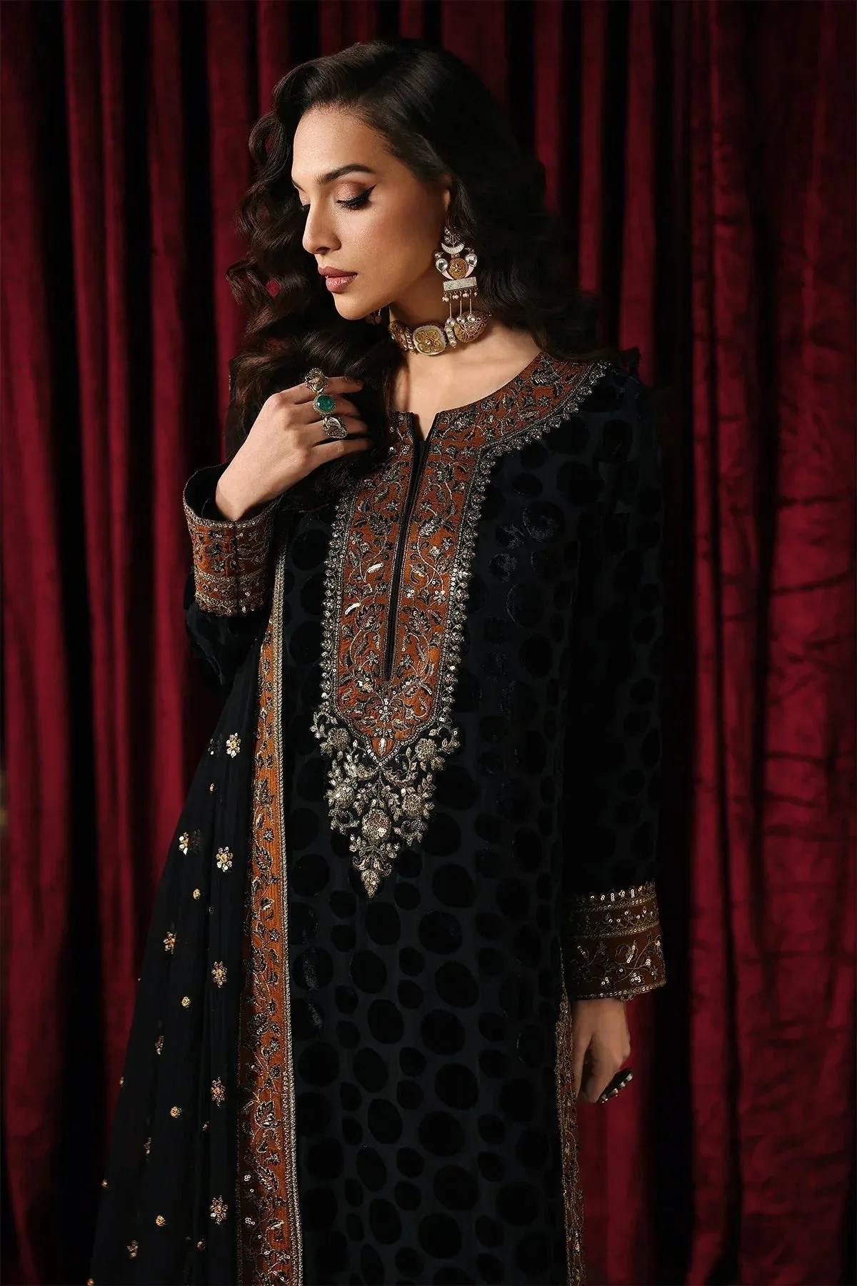 Charizma Signora Velvet Black Chiffon – view 5 – Poshaq