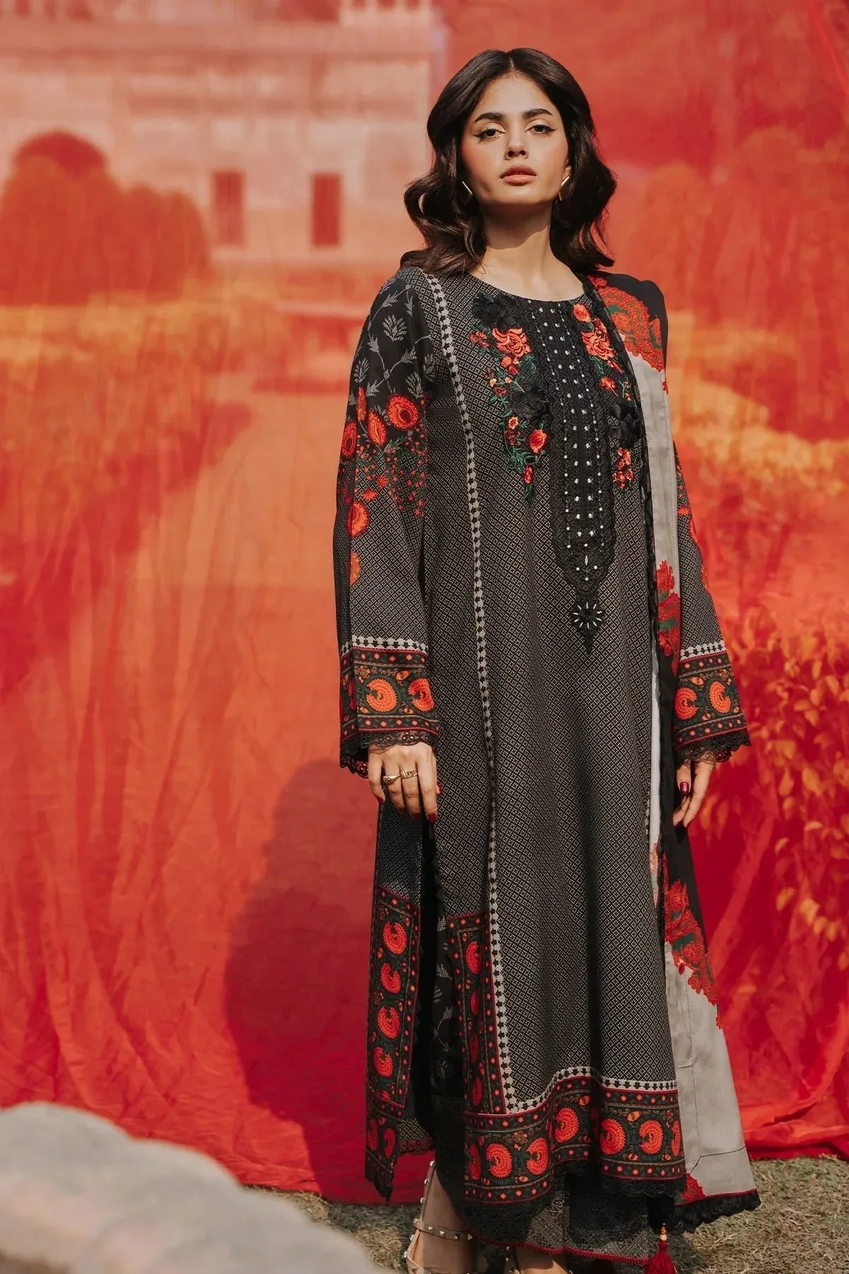 Charizma Winter Collection Black – view 4 – Poshaq