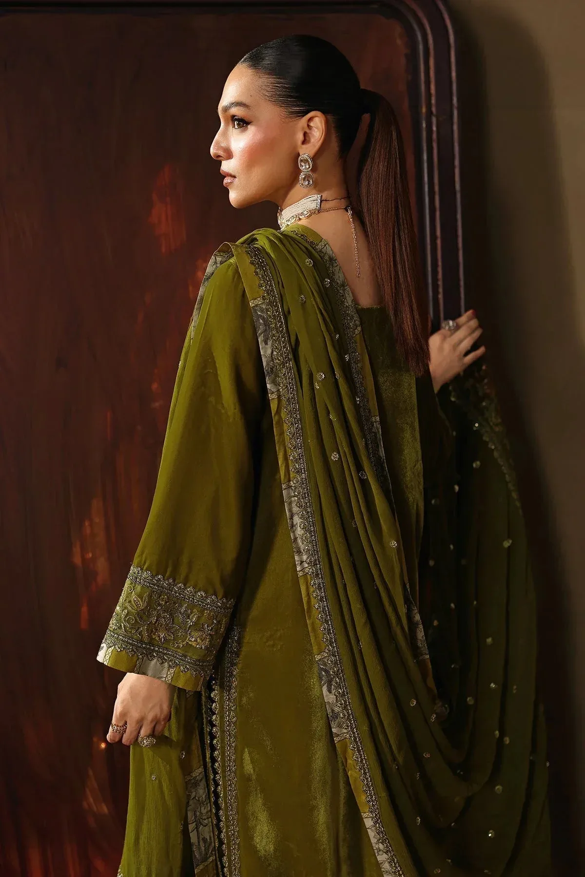 Charizma Signora Velvet 25 Mehndi Chiffon – view 2 – Poshaq