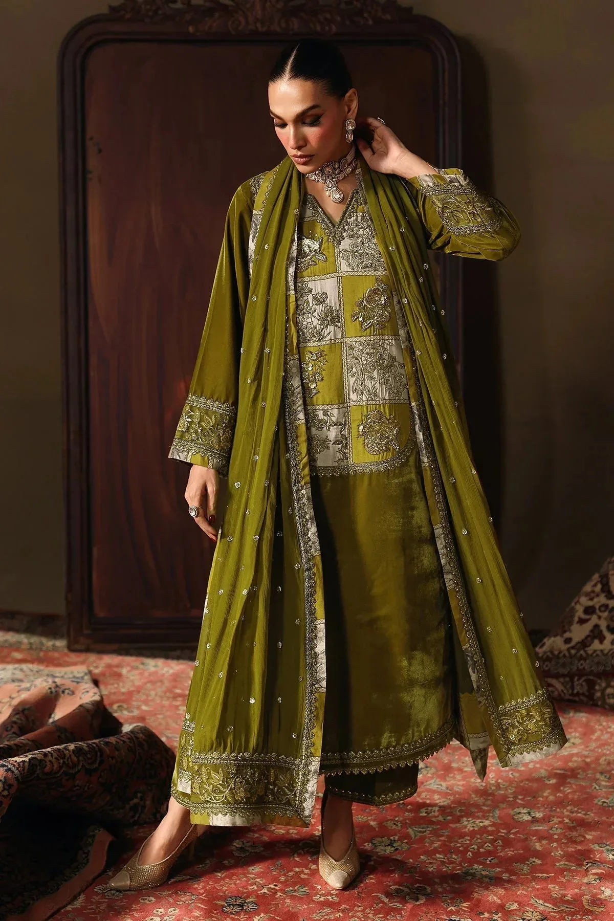 Charizma Signora Velvet 25 Mehndi Chiffon – view 3 – Poshaq