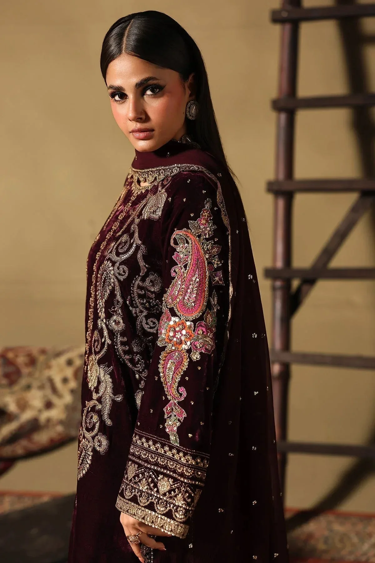 Charizma Signora Velvet 25 Burgundy Chiffon – view 4 – Poshaq