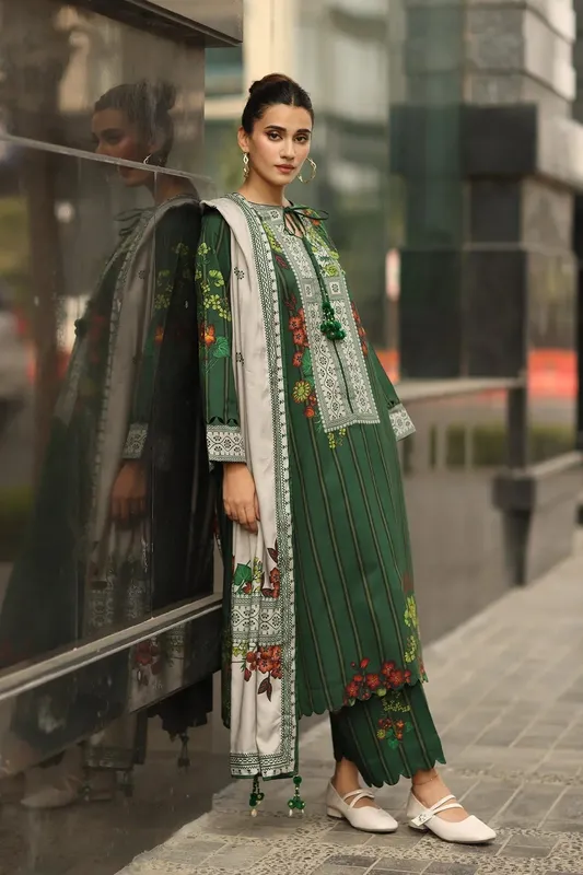 Charizma C Prints Winter 25 Dark Green – view 1 – Poshaq
