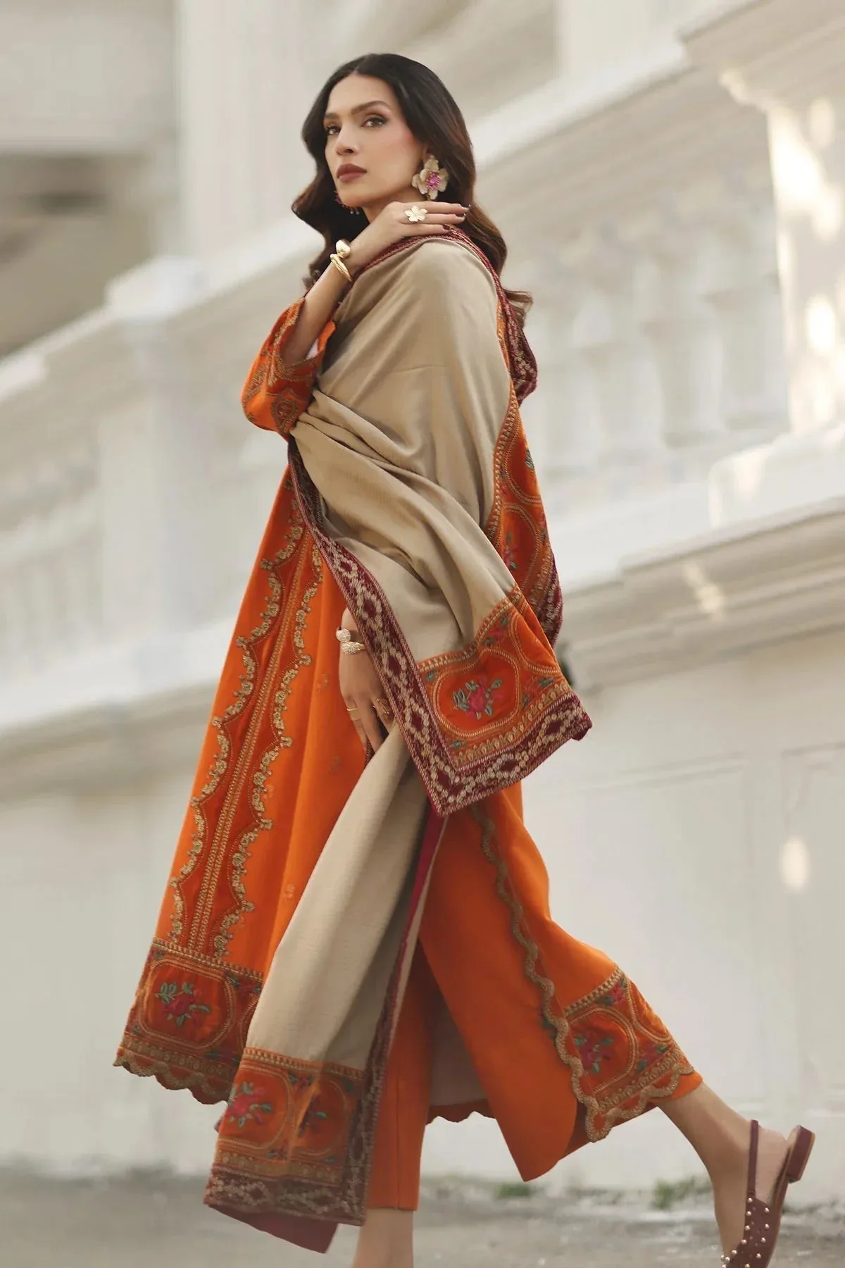 Charizma Signature Swiss 25 Orange Wool – view 2 – Poshaq