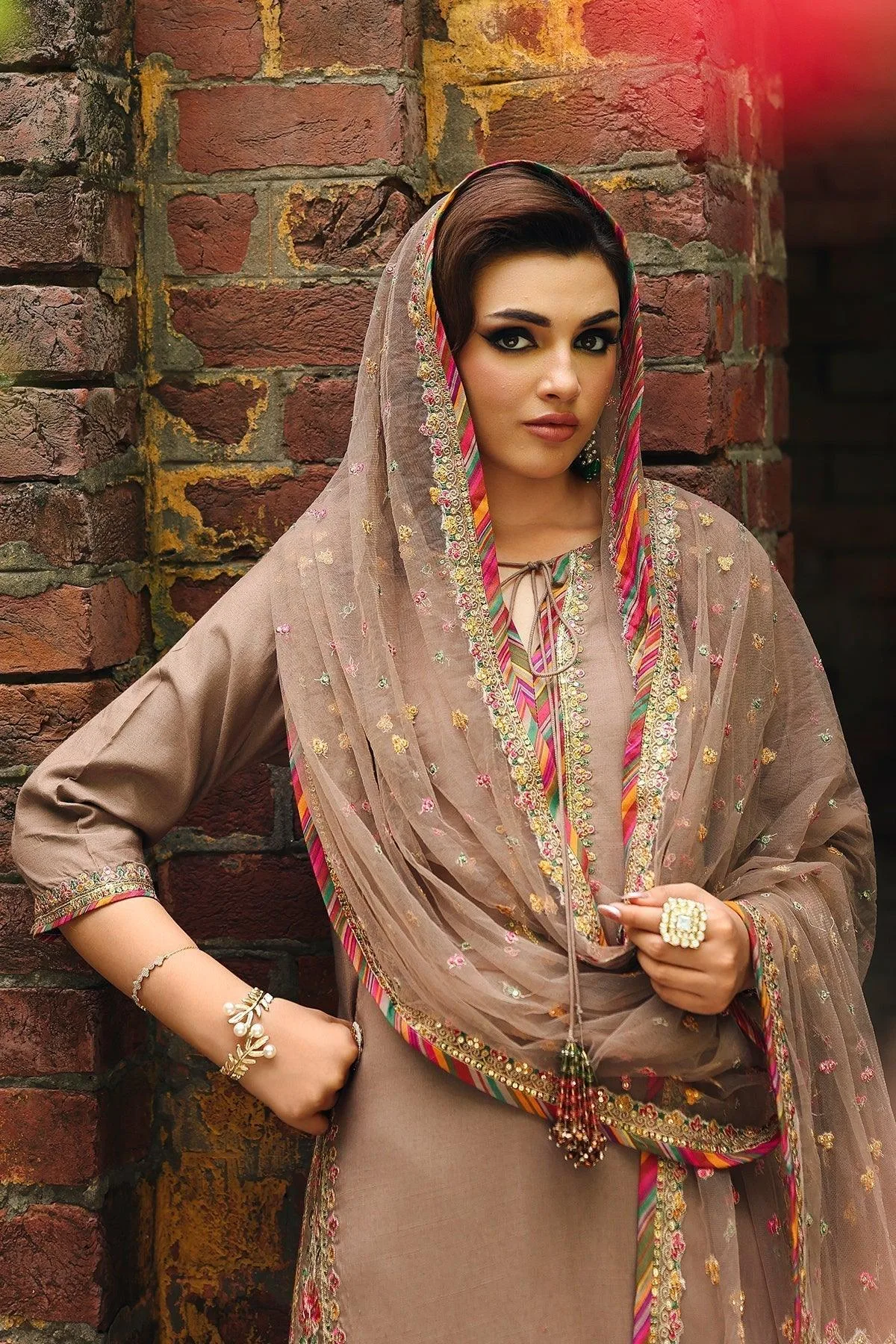 Charizma Festive Pret Coffee Raw Silk – view 3 – Poshaq
