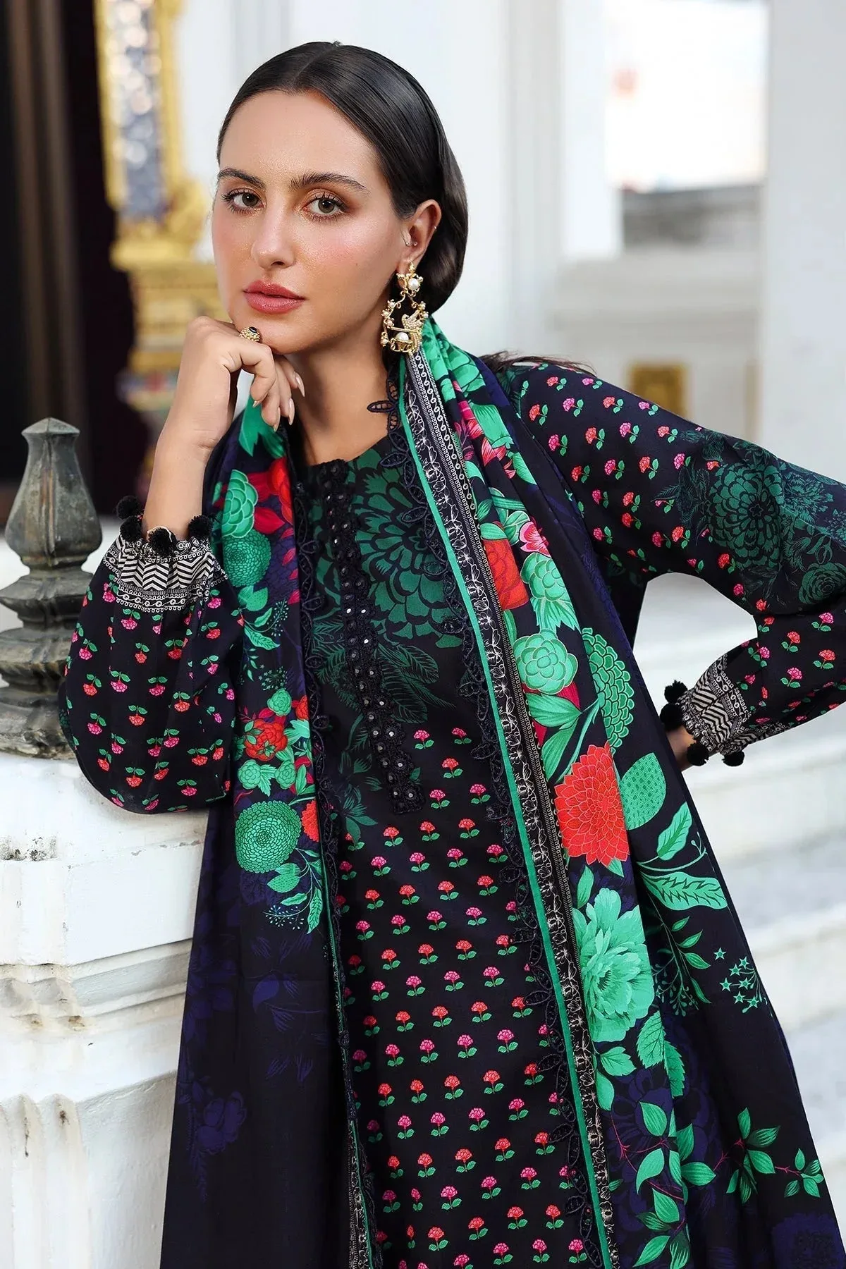 Charizma Aniq Winter 2025 Black – view 5 – Poshaq