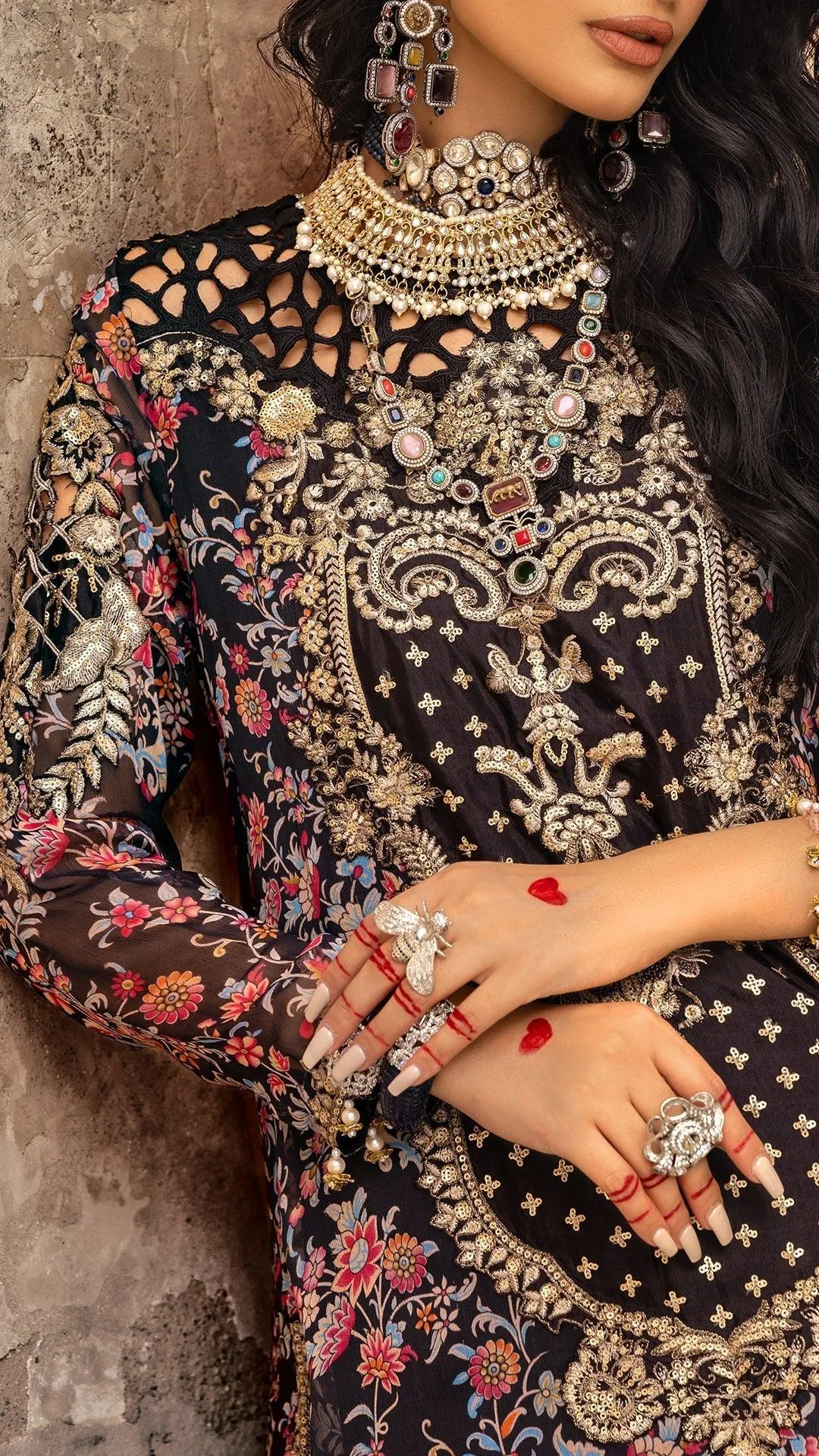 Charizma Vasl Chiffon Collection Black Raw Silk – view 4 – Poshaq