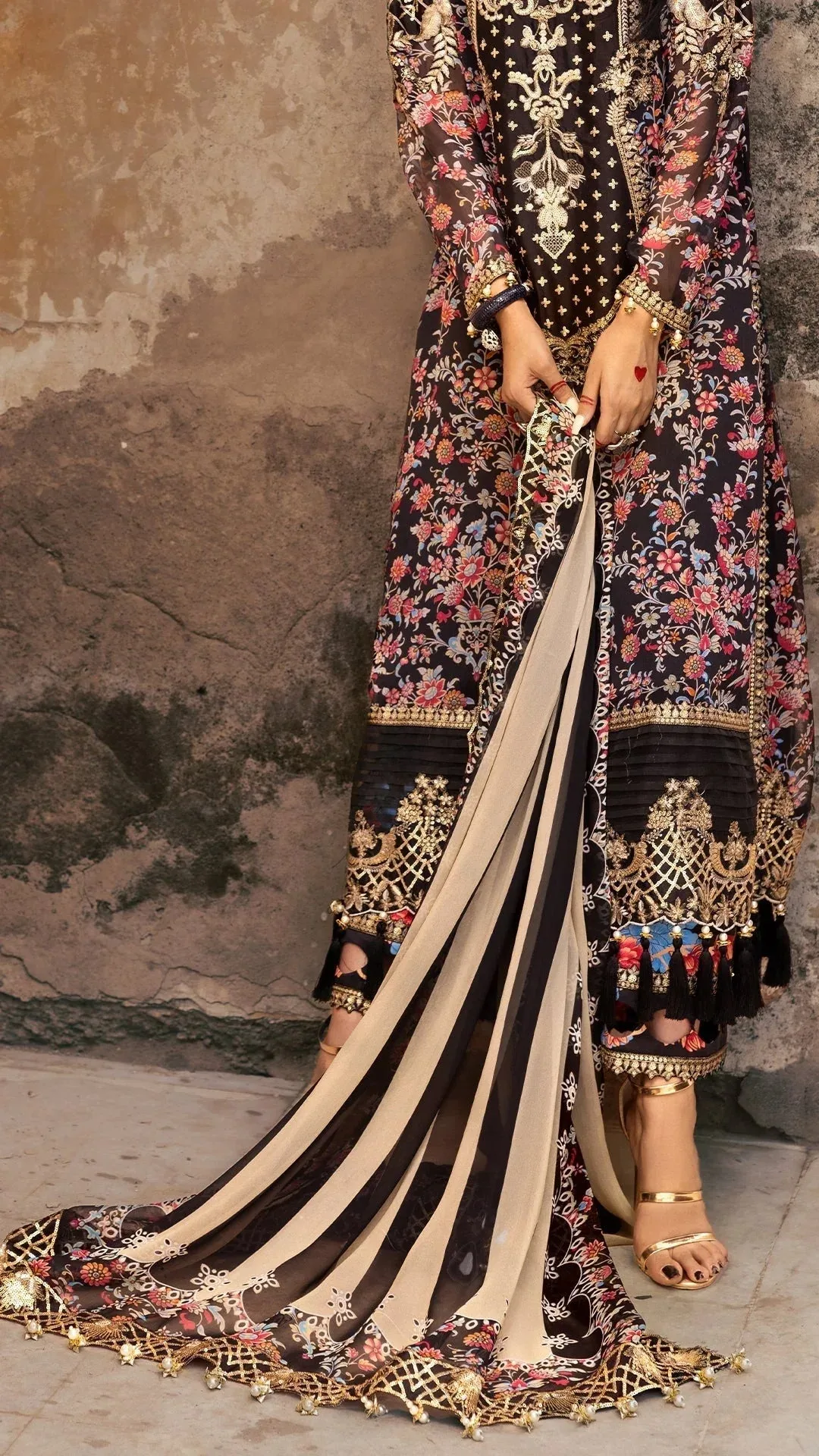 Charizma Vasl Chiffon Collection Black Raw Silk – view 5 – Poshaq