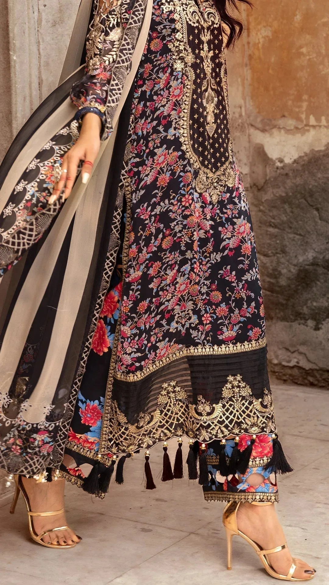 Charizma Vasl Chiffon Collection Black Raw Silk – view 8 – Poshaq