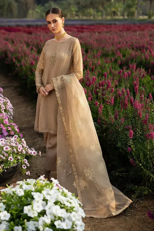 Charizma Festive Pret Coffee Raw Silk – view 1 – Poshaq