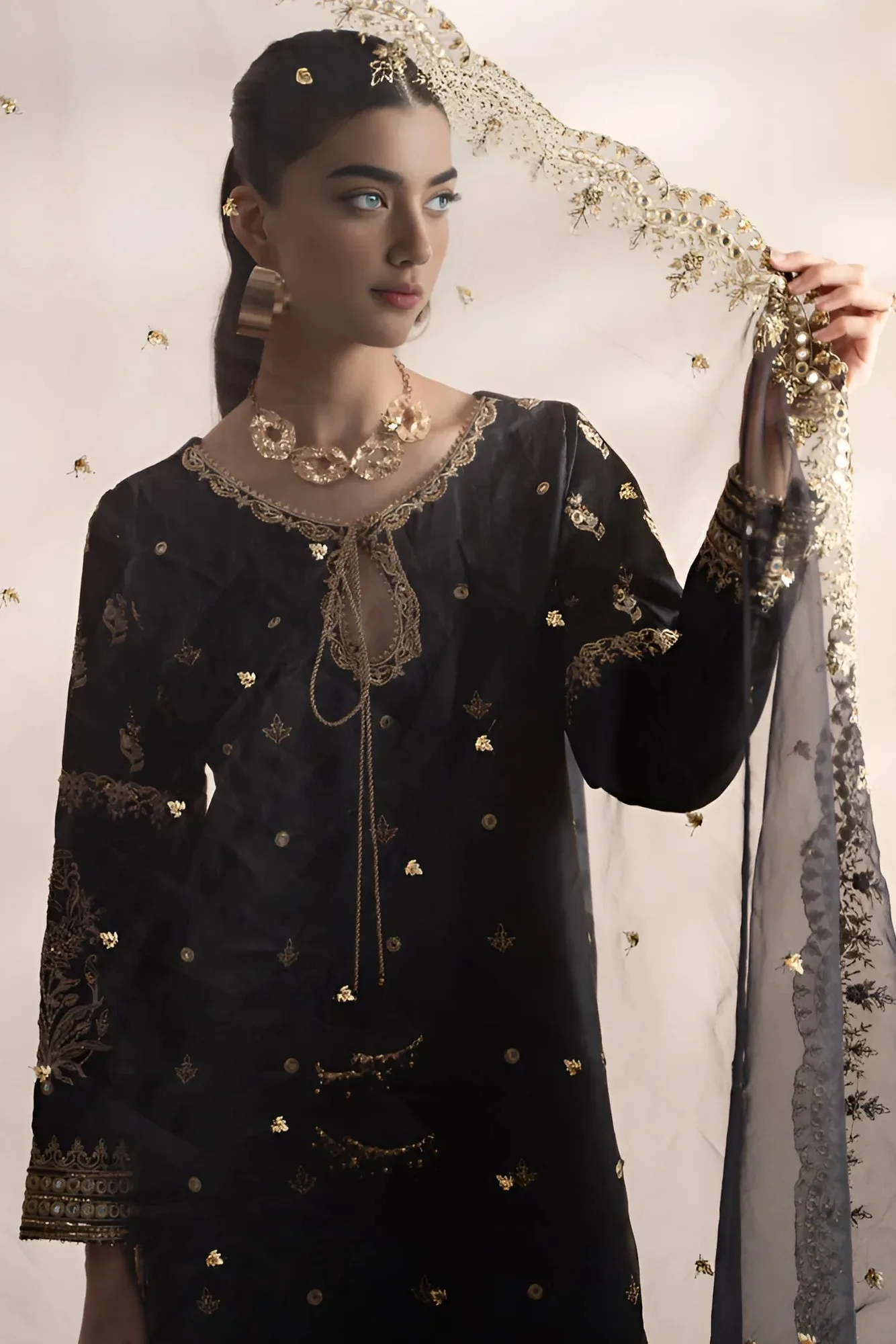 Charizma Festive Pret Net – view 2 – Poshaq