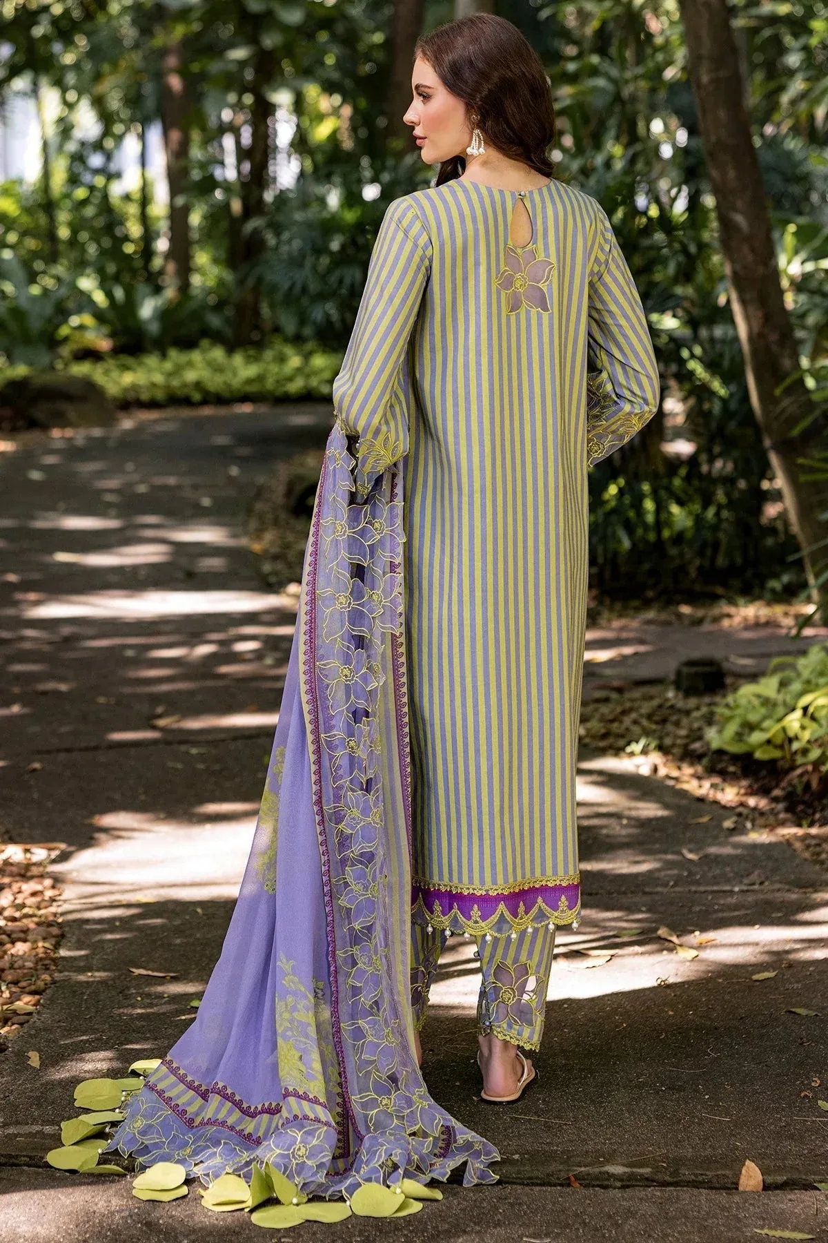 Charizma Naranji Lawn Light Lavender Chiffon – view 2 – Poshaq