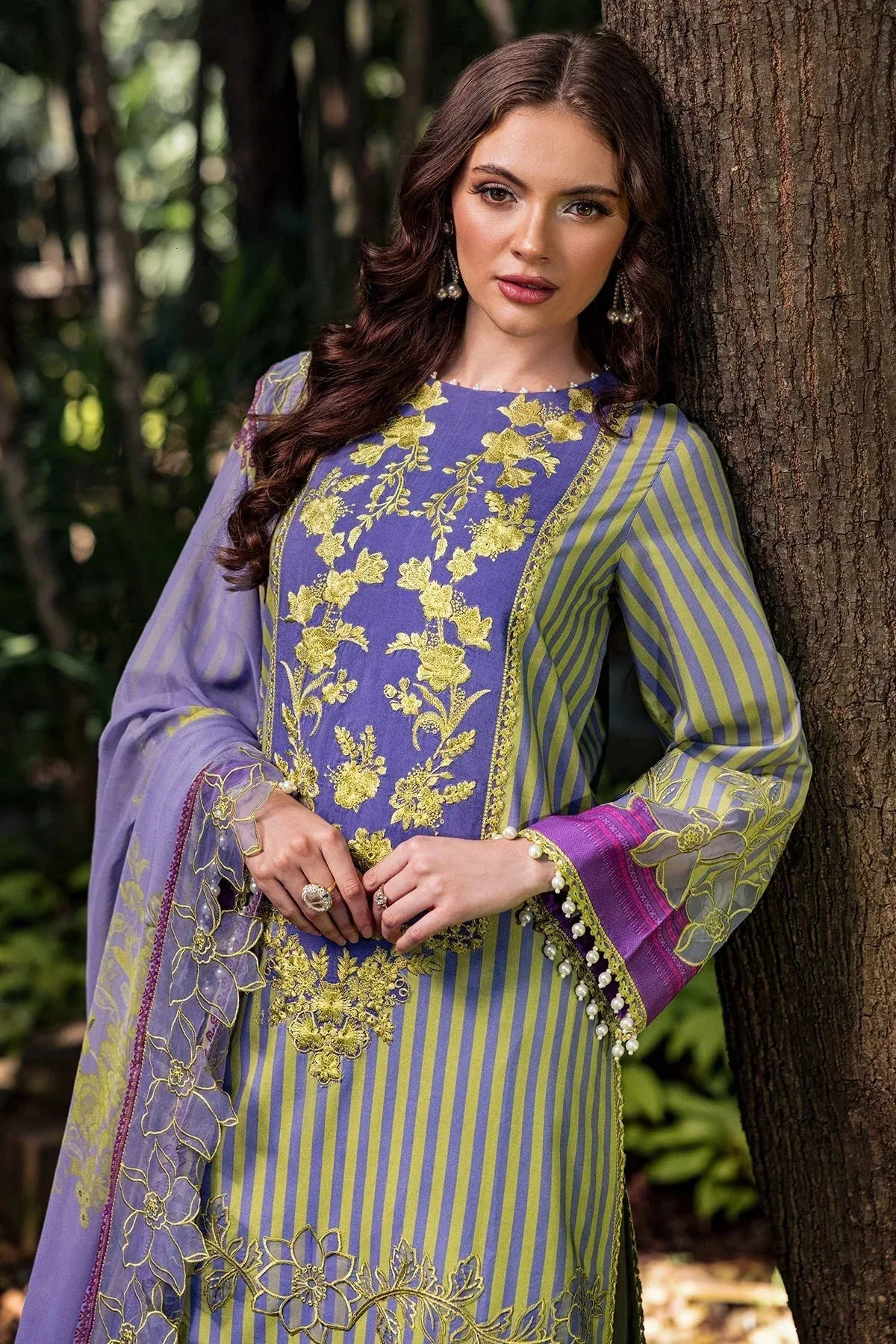Charizma Naranji Lawn Light Lavender Chiffon – view 3 – Poshaq