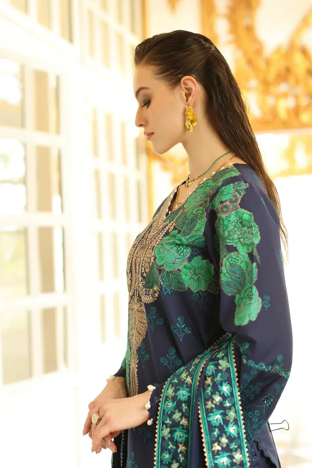 Charizma Tabeer Eid Edition 25 Dark Blue Chiffon – view 4 – Poshaq
