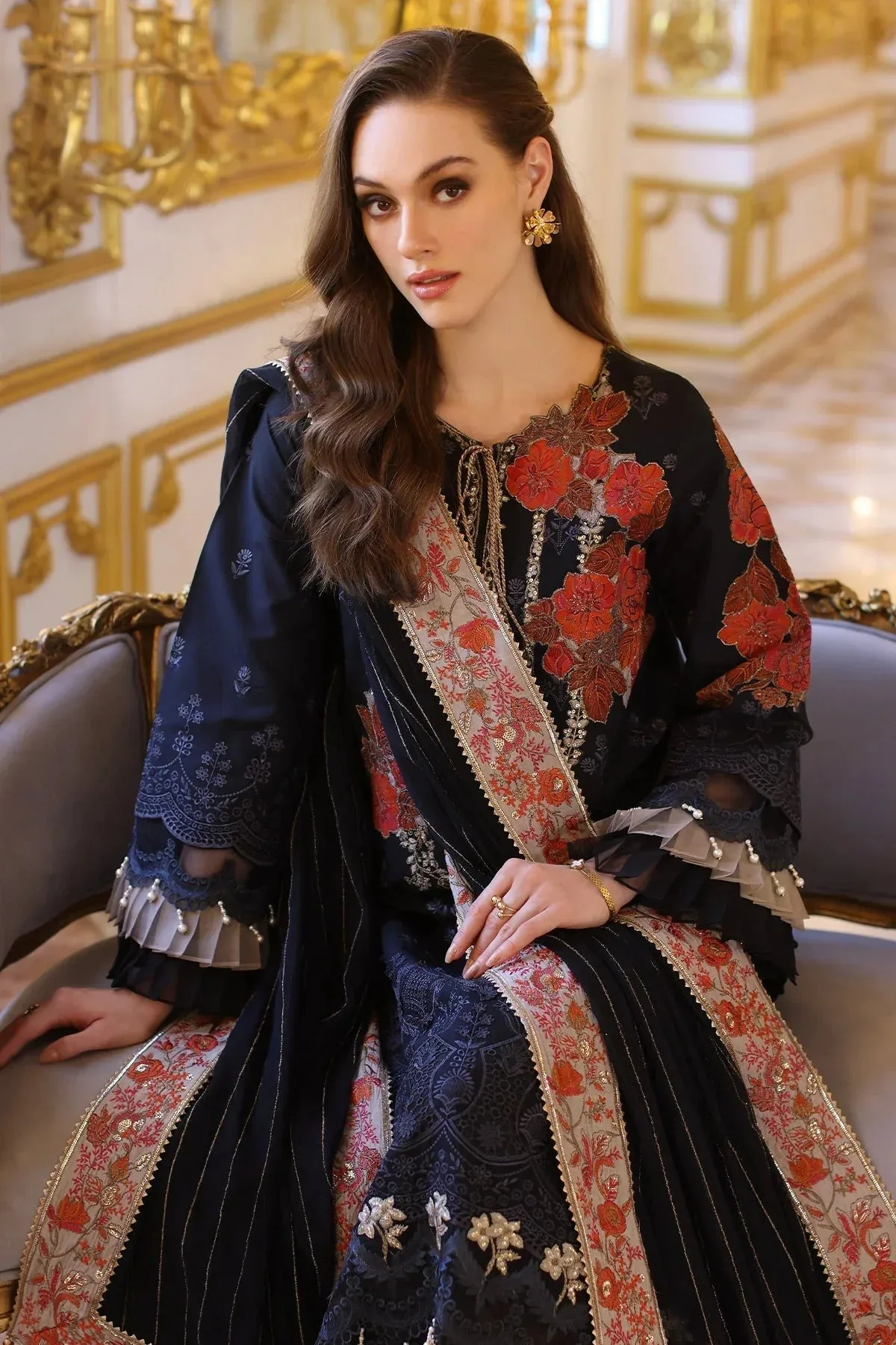 Charizma Tabeer Eid Edition 25 Black Chiffon – view 5 – Poshaq