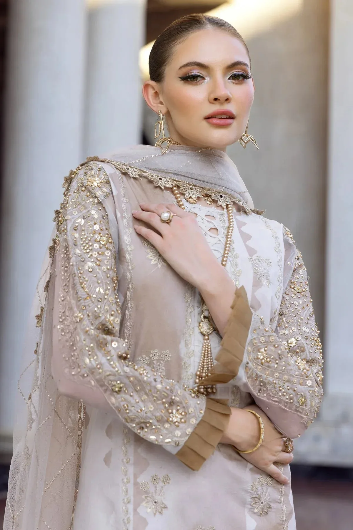 Charizma Festive Limited Edition 25 White Cotton – view 5 – Poshaq