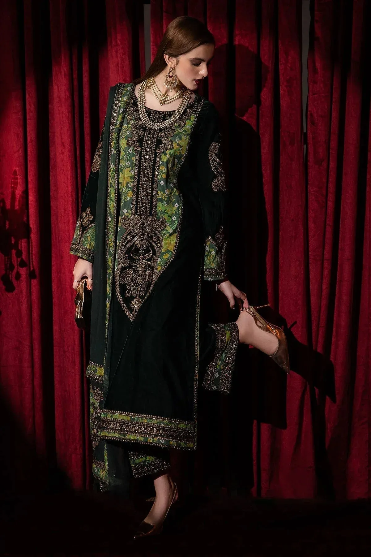 Charizma Signora Velvet Bottle Green Chiffon – view 3 – Poshaq