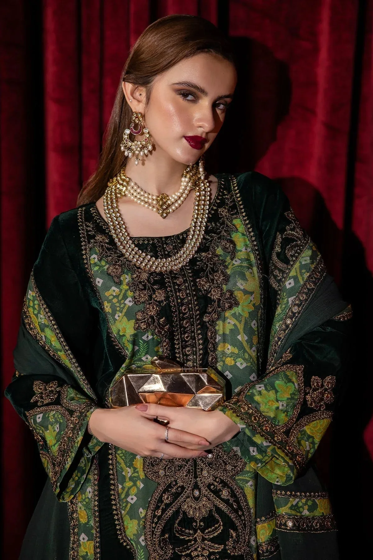 Charizma Signora Velvet Bottle Green Chiffon – view 4 – Poshaq