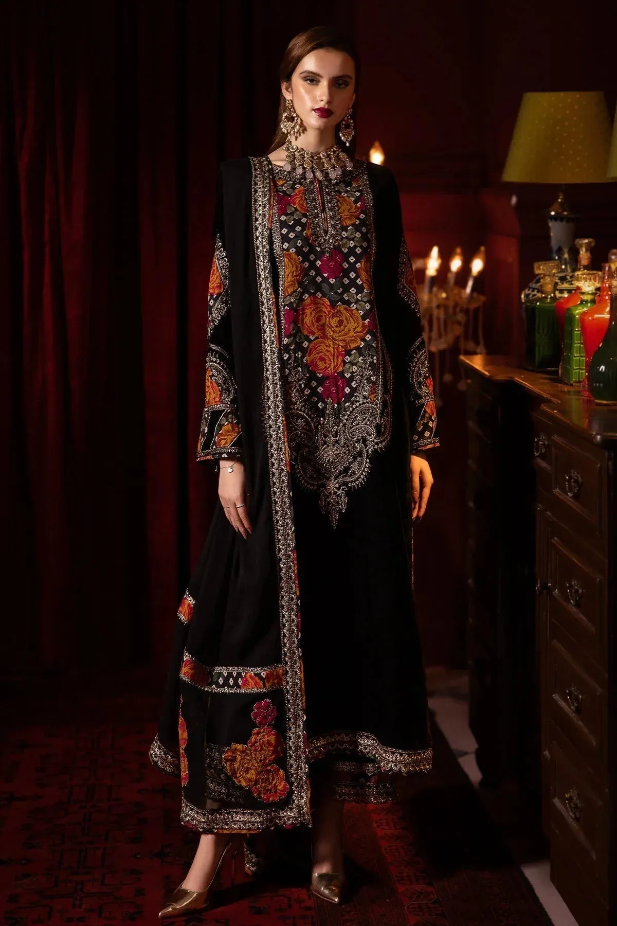 Charizma Signora Velvet Black Chiffon – view 1 – Poshaq