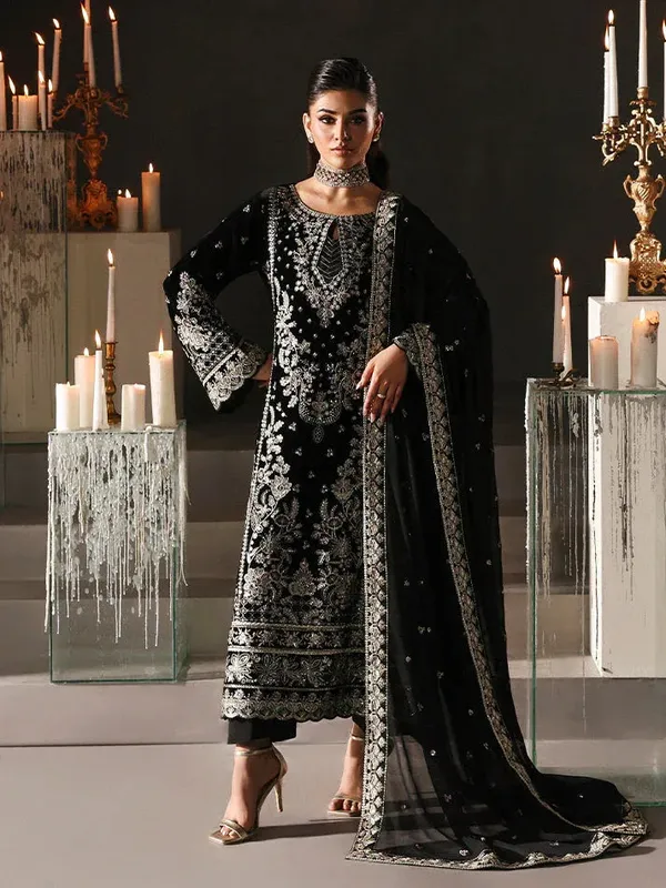 Gulaal Marais Velvet Black Raw Silk – view 1 – Poshaq