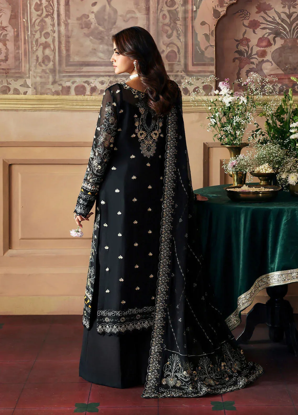 Gulaal I Evayna Embroidered Chiffon Black Raw Silk – view 2 – Poshaq