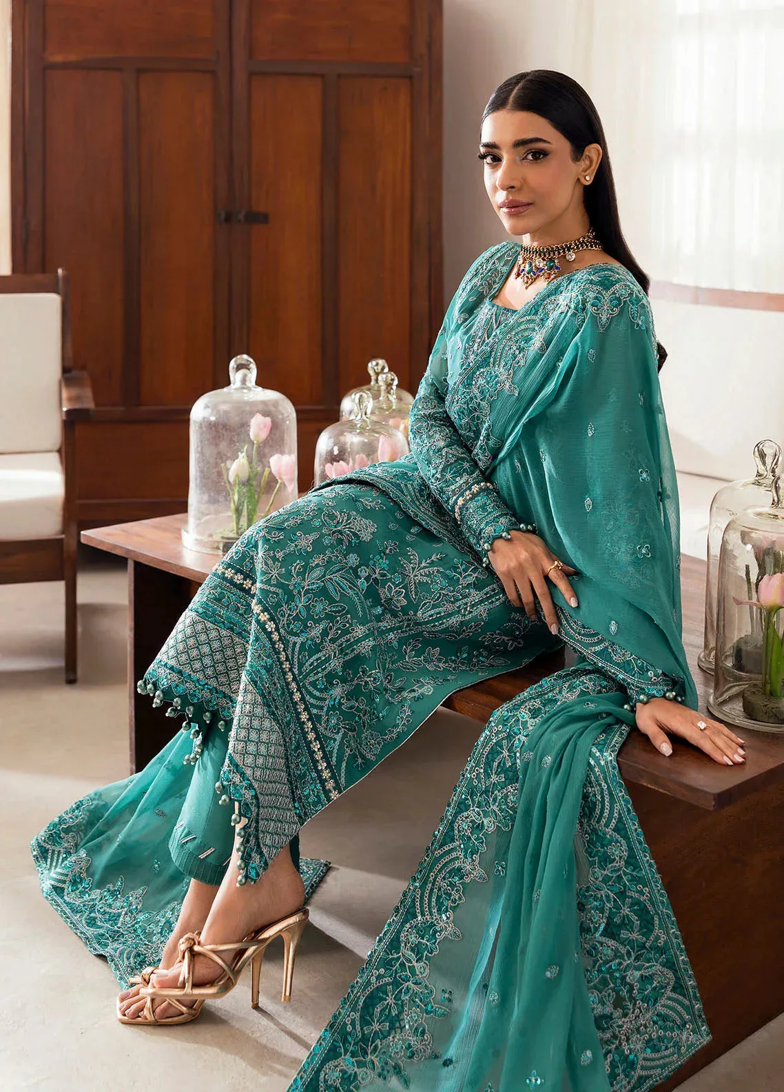 Gulaal Reverie Embroidered Chiffon Sea Green Raw Silk – view 6 – Poshaq