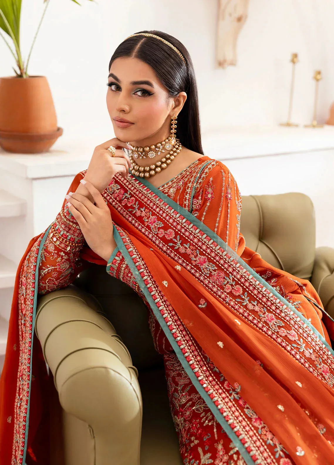 Gulaal Reverie Embroidered Chiffon Red Raw Silk – view 5 – Poshaq