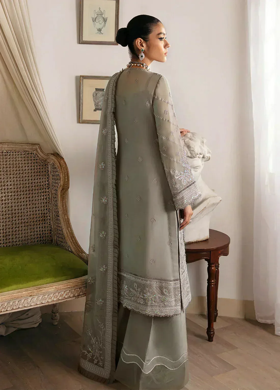 Gulaal Embroidered Chiffon 23 Grey Raw Silk – view 2 – Poshaq