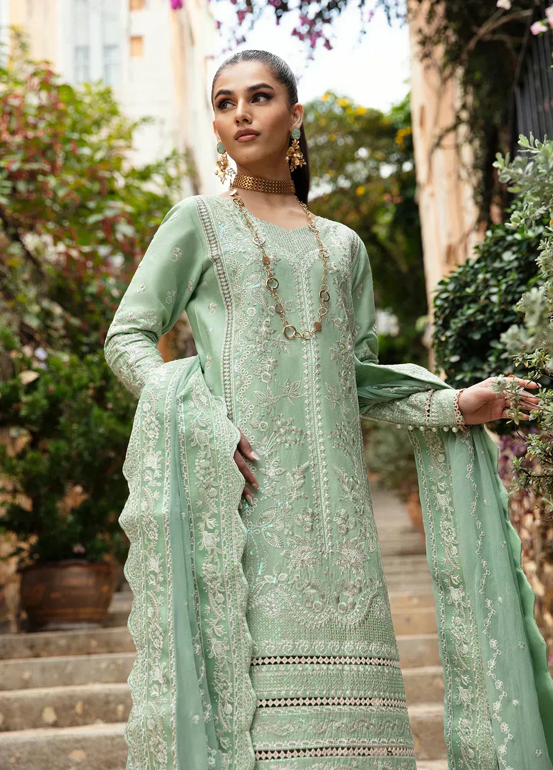 Gulaal Luxury Lawn 24 Green Organza – view 3 – Poshaq