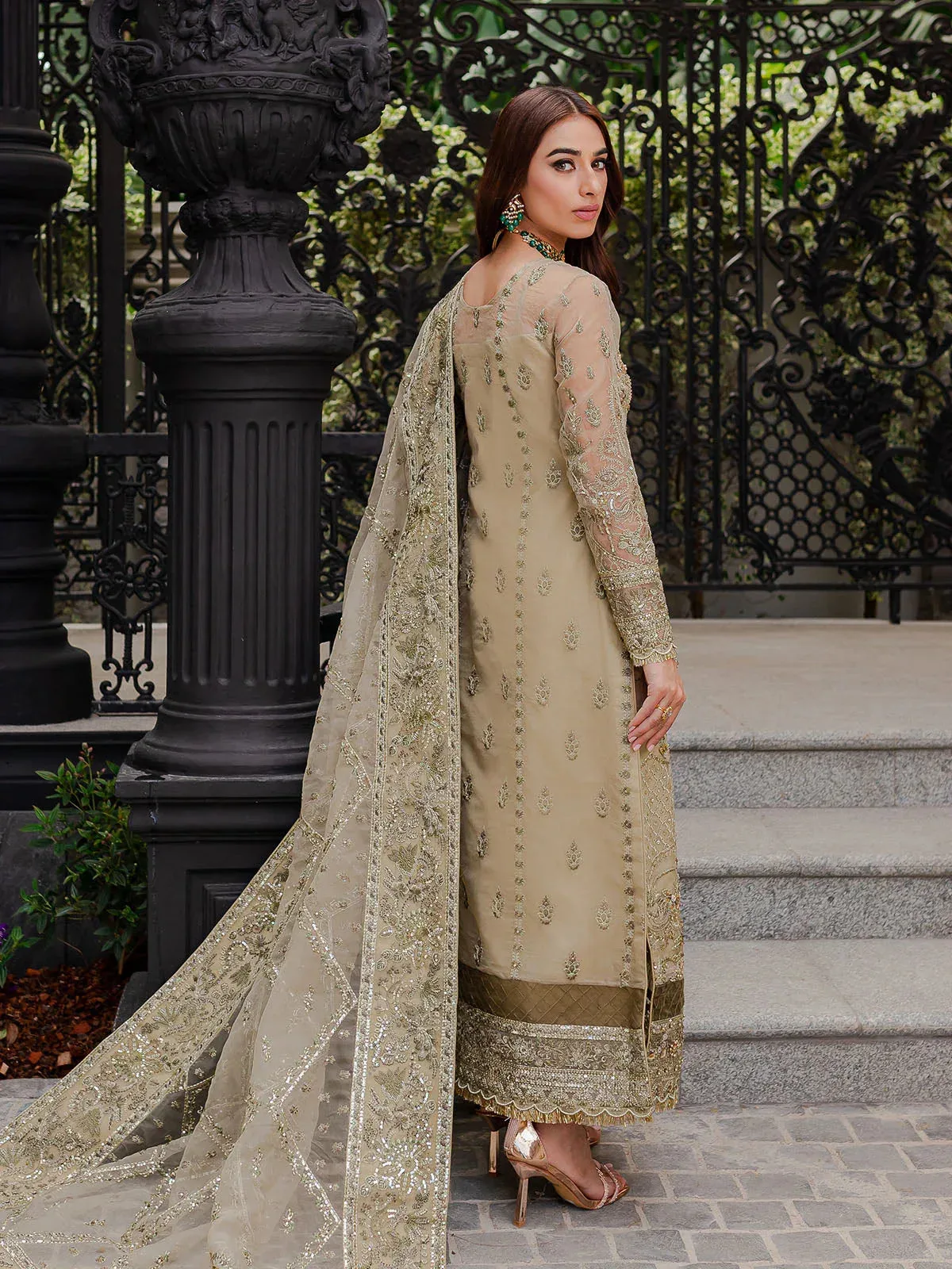Gulaal Luxury Pret Gold Raw Silk – view 2 – Poshaq