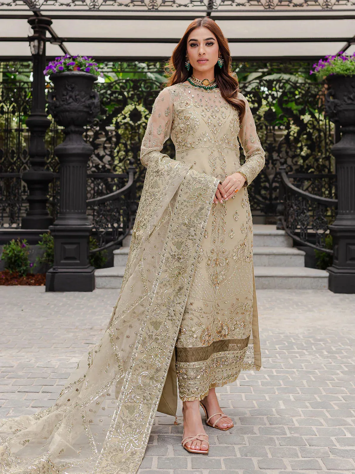 Gulaal Luxury Pret Gold Raw Silk – view 4 – Poshaq
