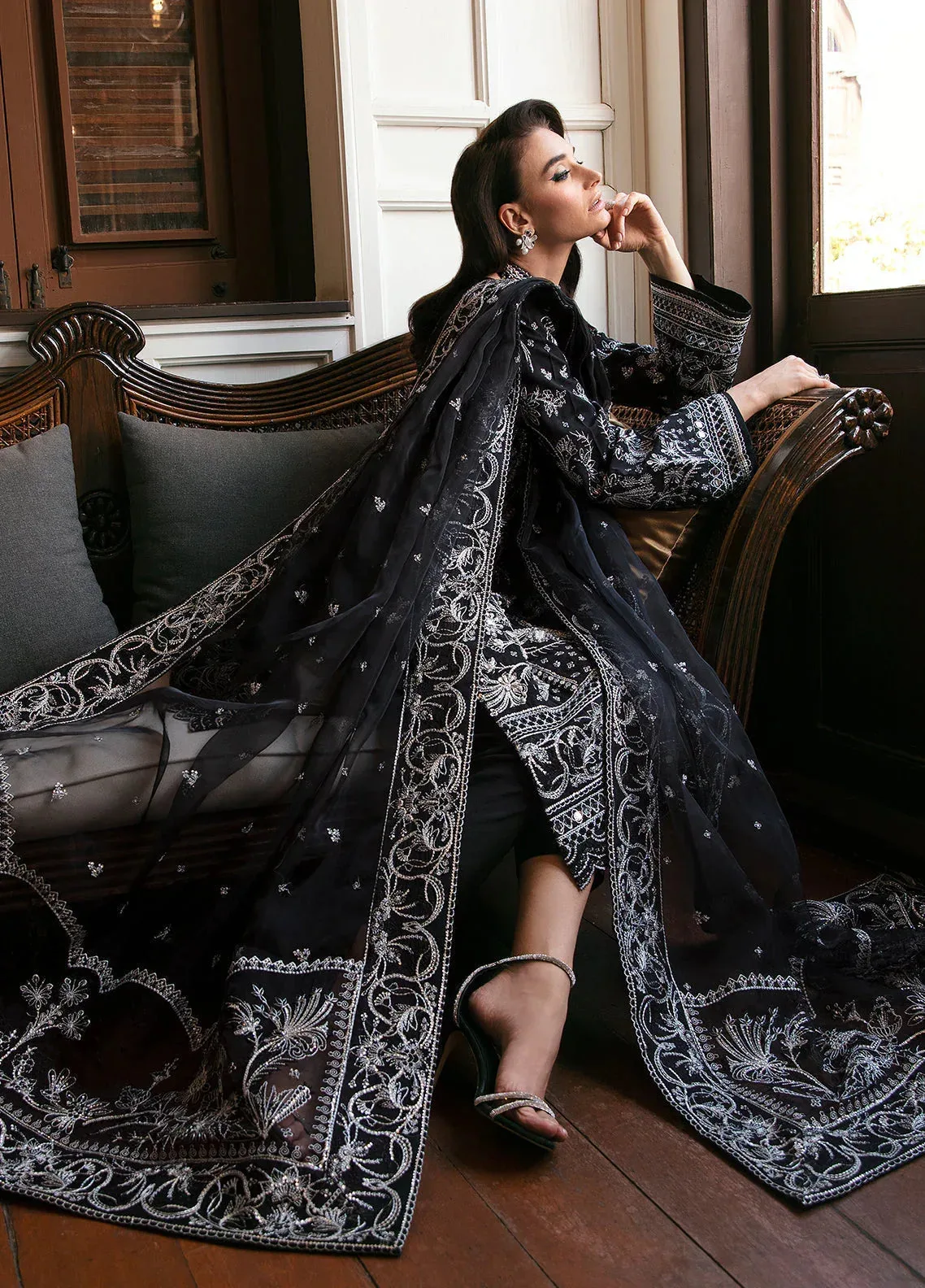 Gulaal Luxury Pret Black Raw Silk – view 3 – Poshaq