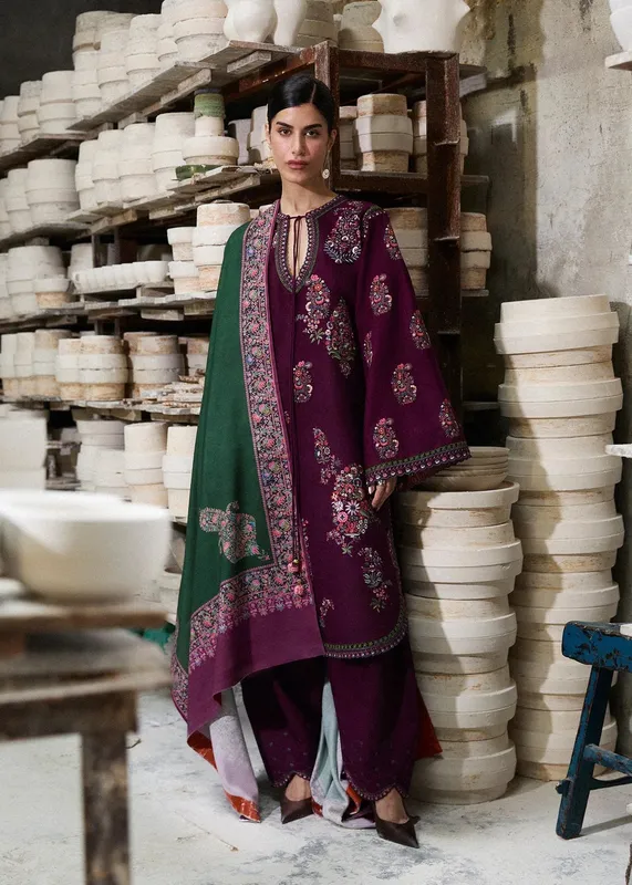 Hussain Rehar Khaddar Pret 25 Green Khaddar – view 1 – Poshaq