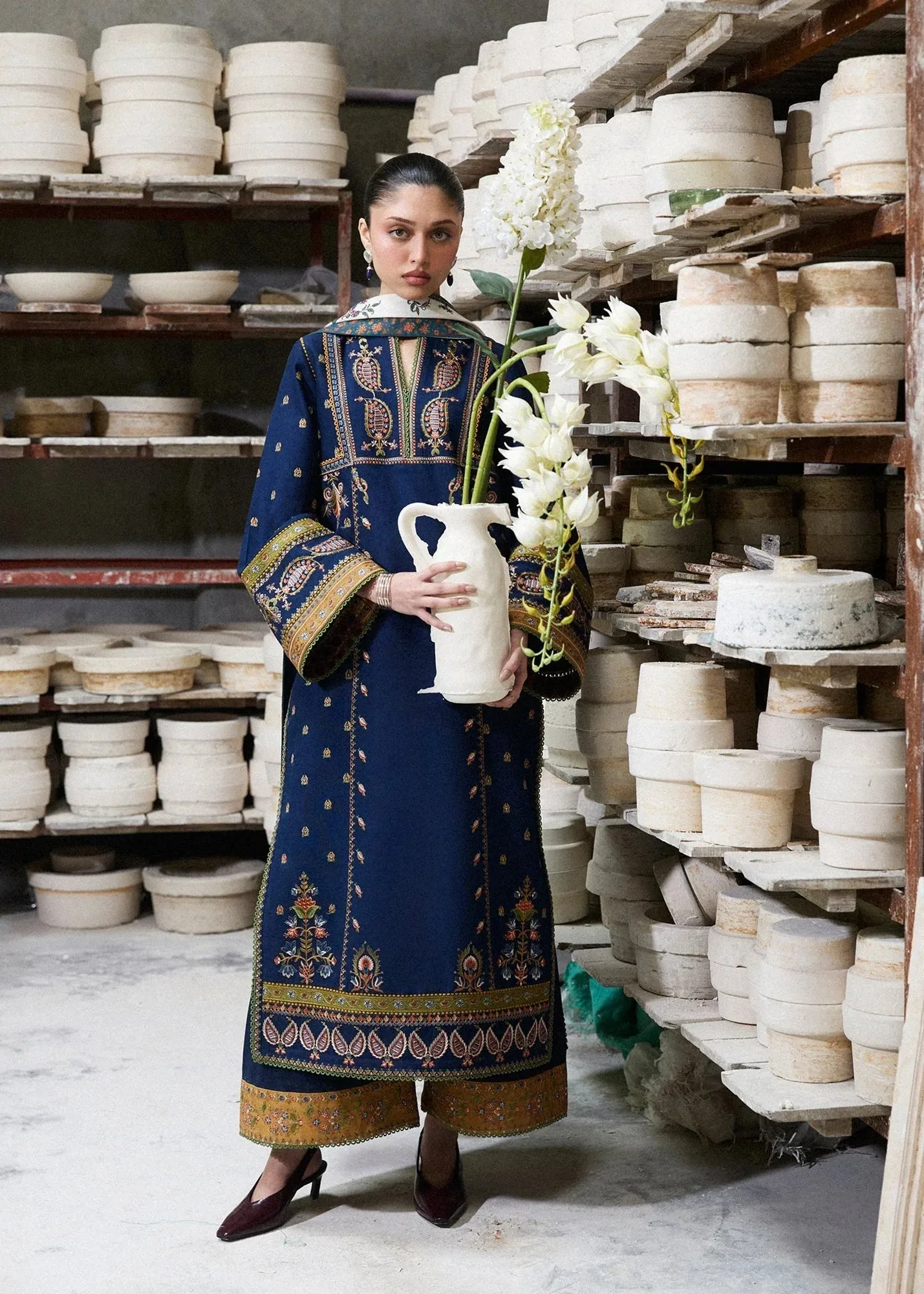 Hussain Rehar Khaddar Pret 25 Navy Blue Khaddar – view 3 – Poshaq