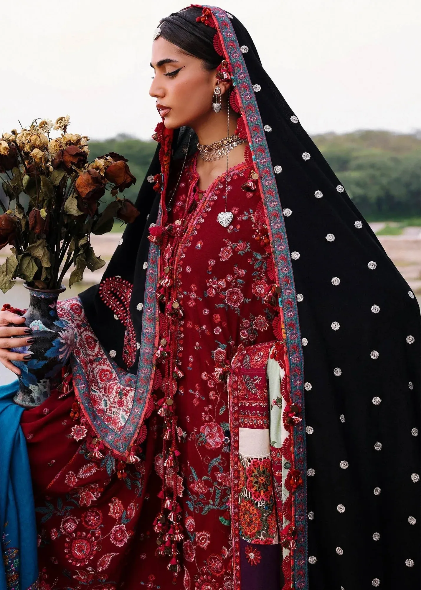 Hussain Rehar Karandi 25 Blood Red Organza – view 7 – Poshaq